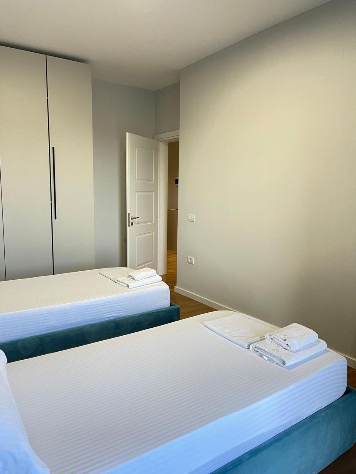 Jur Apartment Durrës Esterno foto