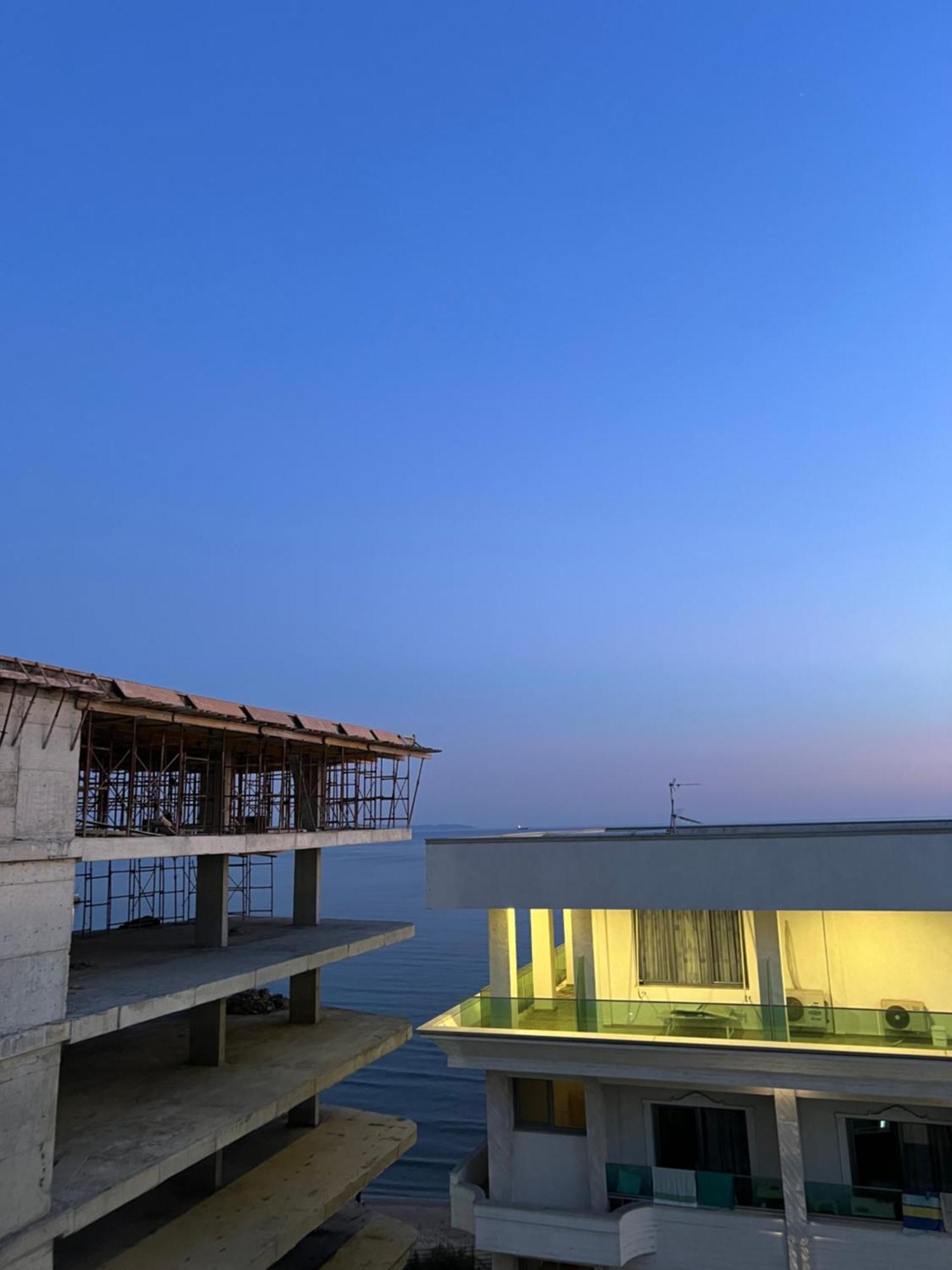 Jur Apartment Durrës Esterno foto